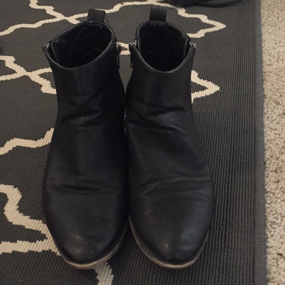 Booties - Picture 3 of 5